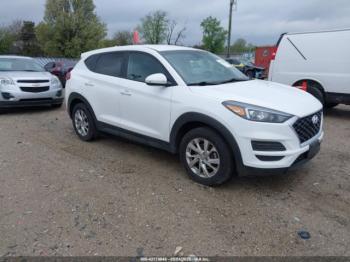  Salvage Hyundai TUCSON