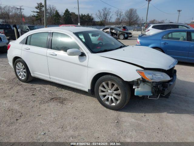  Salvage Chrysler 200