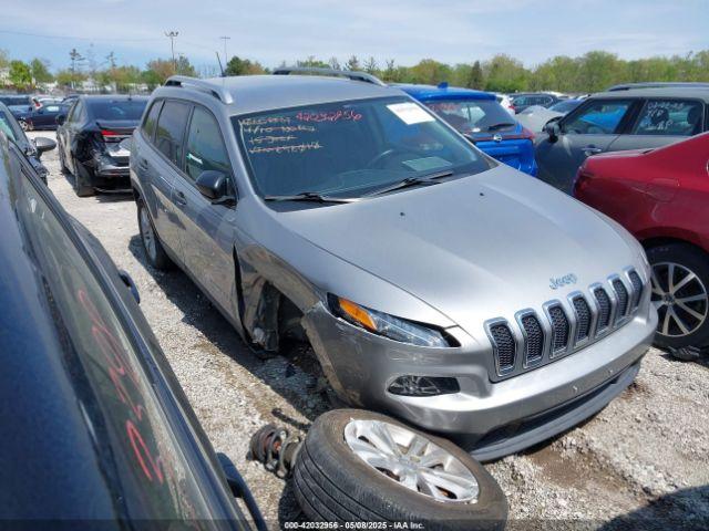  Salvage Jeep Cherokee