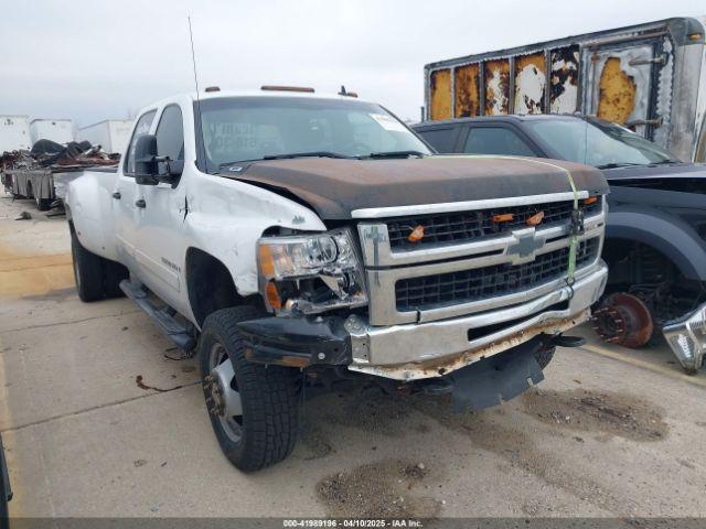  Salvage Chevrolet Silverado 3500