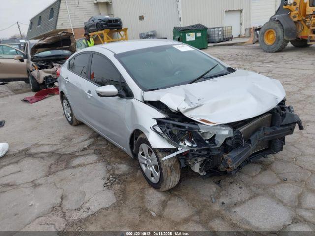  Salvage Kia Forte