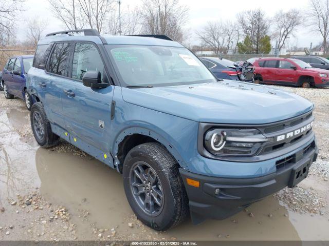  Salvage Ford Bronco