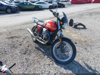  Salvage Moto Guzzi V7