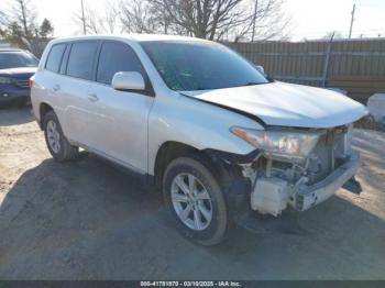  Salvage Toyota Highlander