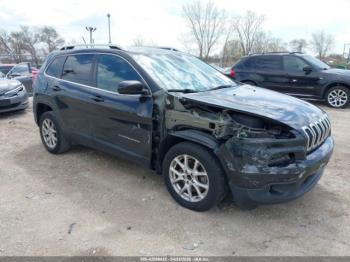  Salvage Jeep Cherokee