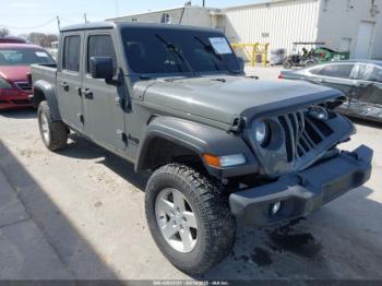  Salvage Jeep Gladiator
