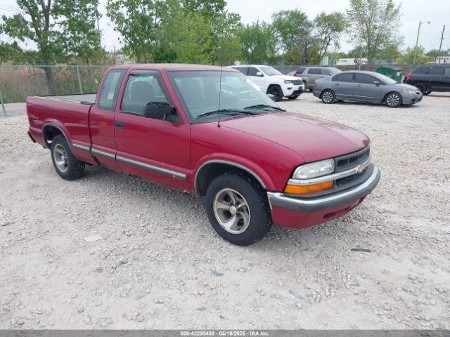  Salvage Chevrolet S-10