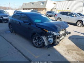  Salvage Kia Forte