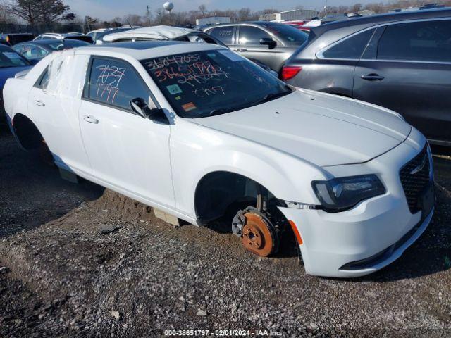  Salvage Chrysler 300