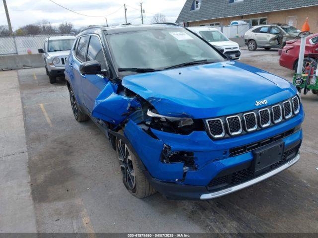  Salvage Jeep Compass