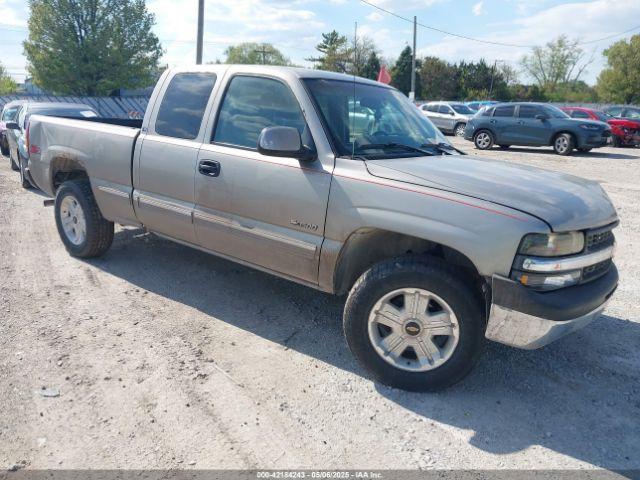  Salvage Chevrolet Silverado 1500