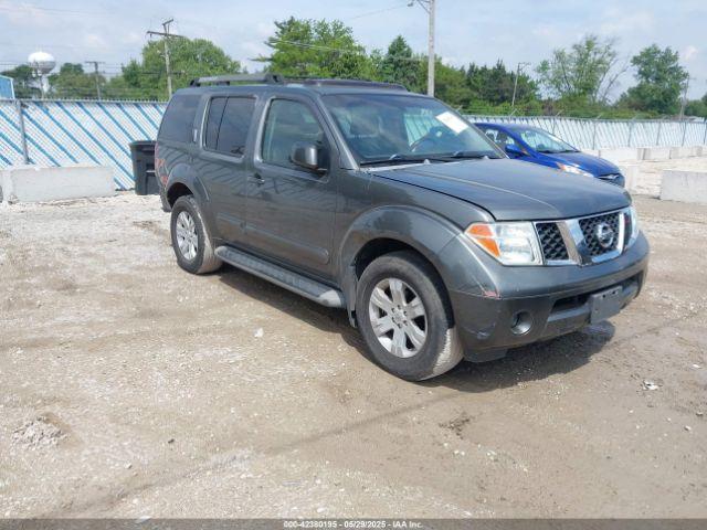  Salvage Nissan Pathfinder
