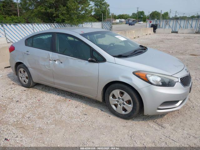  Salvage Kia Forte