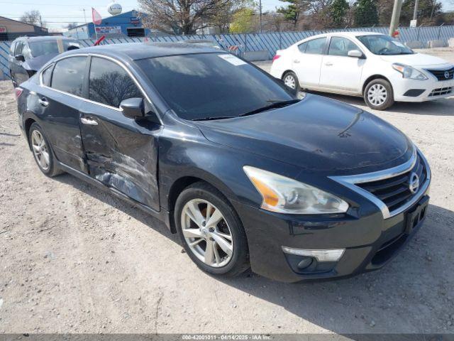  Salvage Nissan Altima