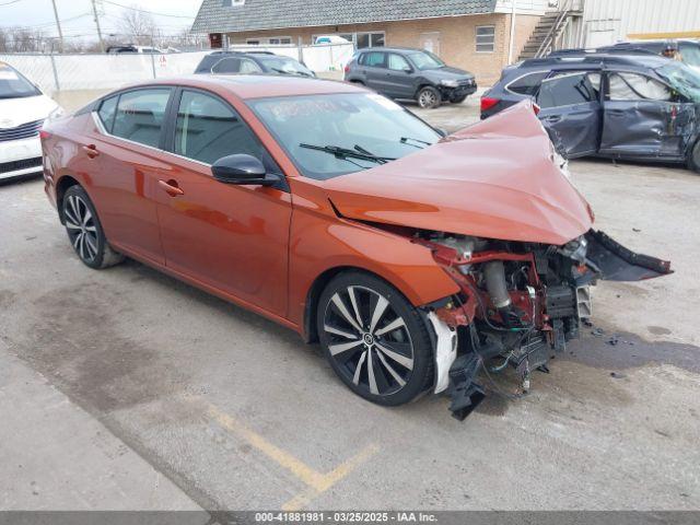  Salvage Nissan Altima