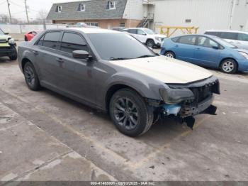  Salvage Chrysler 300