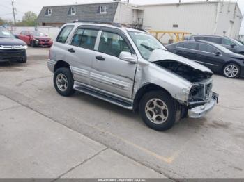  Salvage Chevrolet Tracker