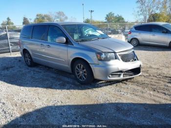  Salvage Chrysler Town & Country
