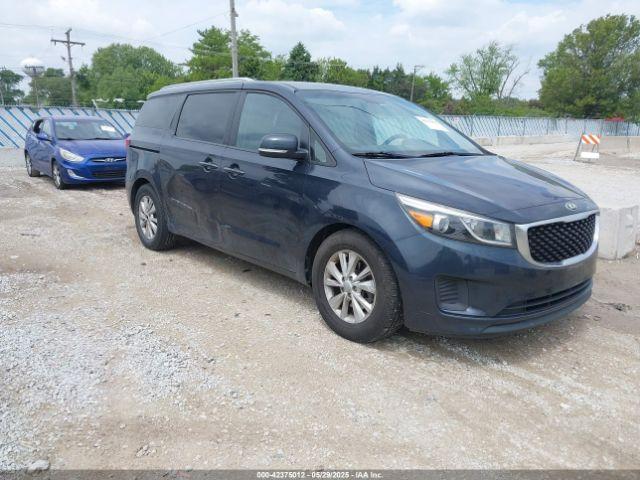  Salvage Kia Sedona