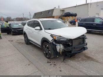  Salvage Hyundai TUCSON