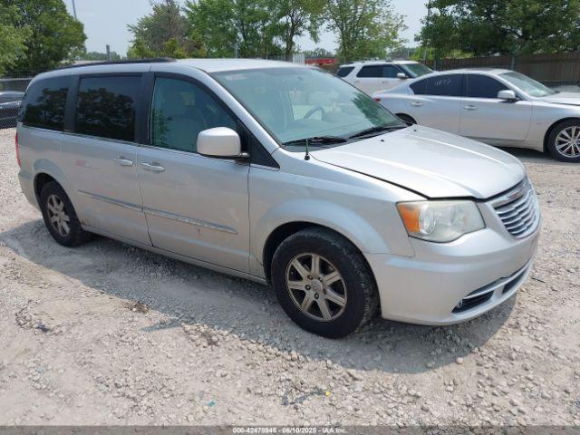  Salvage Chrysler Town & Country
