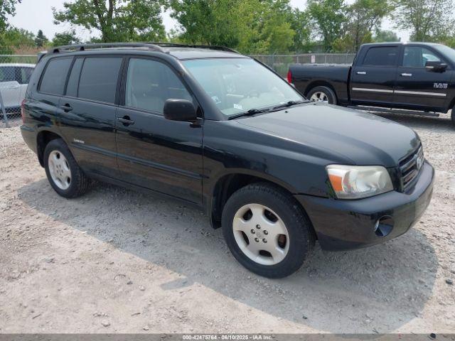 Salvage Toyota Highlander