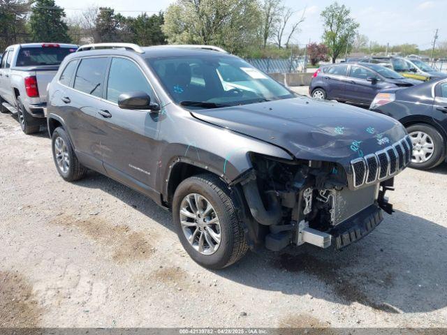  Salvage Jeep Cherokee