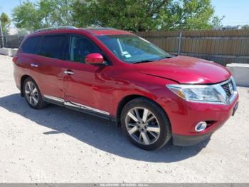  Salvage Nissan Pathfinder