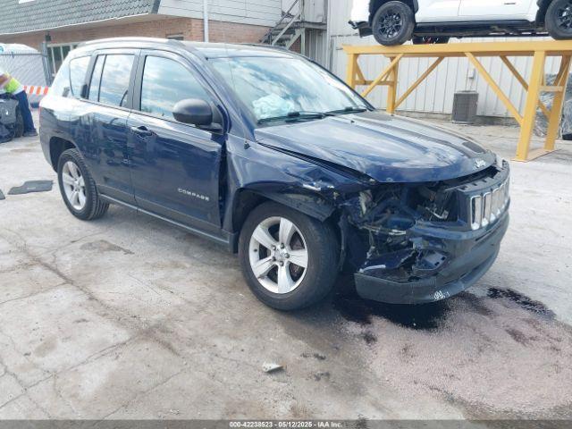  Salvage Jeep Compass