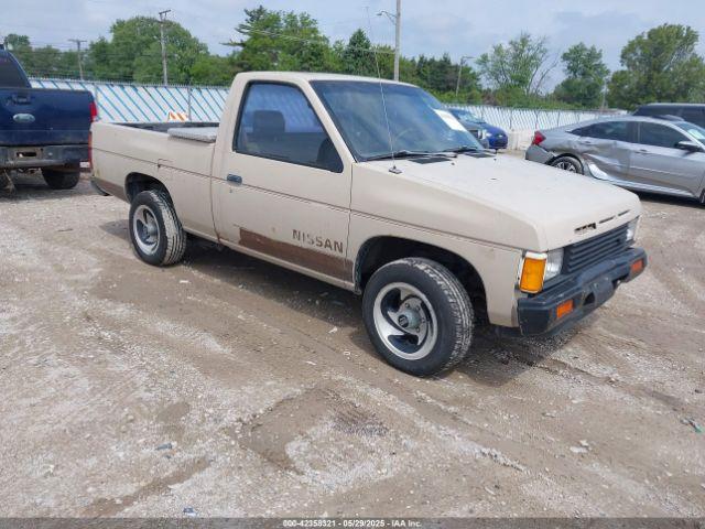  Salvage Nissan D21