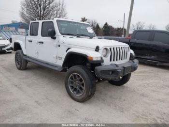  Salvage Jeep Gladiator