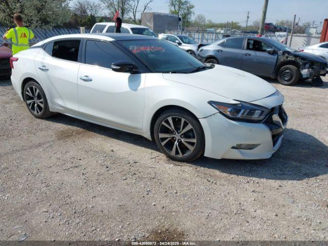  Salvage Nissan Maxima