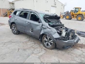  Salvage Nissan Pathfinder
