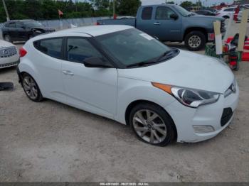  Salvage Hyundai VELOSTER