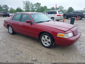  Salvage Ford Crown Victoria