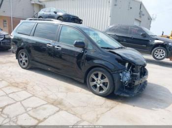  Salvage Toyota Sienna
