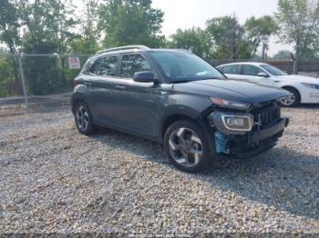  Salvage Hyundai VENUE
