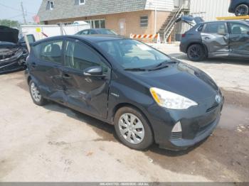  Salvage Toyota Prius c