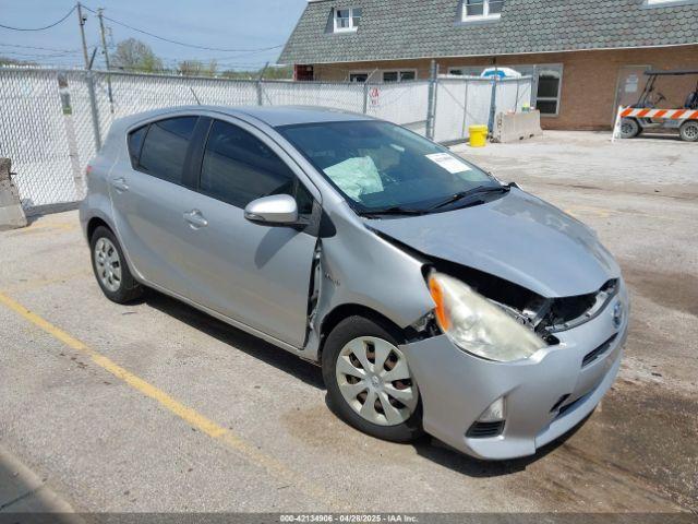  Salvage Toyota Prius c