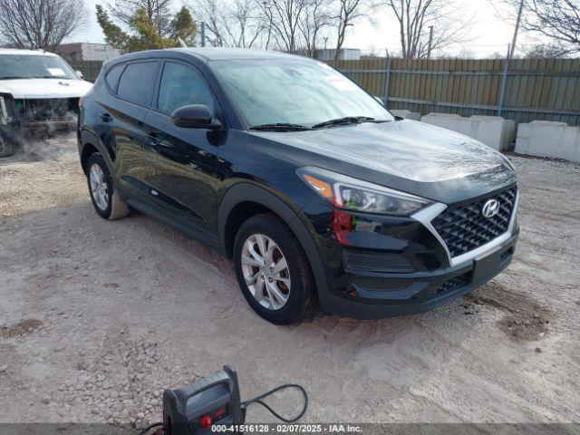  Salvage Hyundai TUCSON
