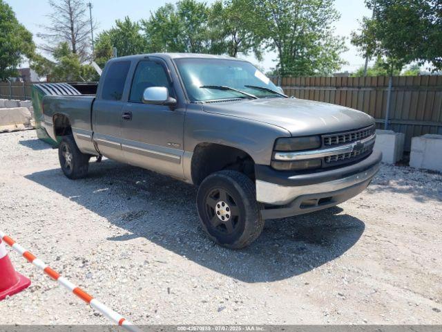  Salvage Chevrolet Silverado 1500