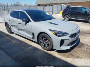  Salvage Kia Stinger