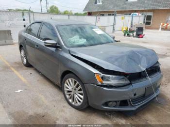  Salvage Volkswagen Jetta
