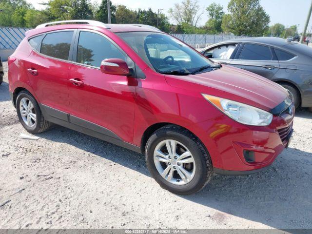  Salvage Hyundai TUCSON