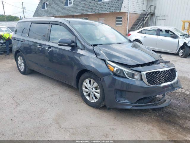  Salvage Kia Sedona