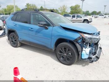  Salvage Toyota RAV4