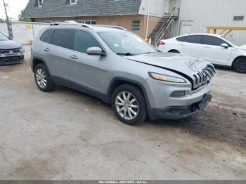  Salvage Jeep Cherokee