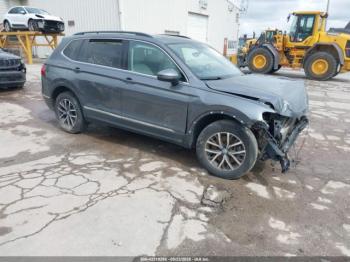 Salvage Volkswagen Tiguan