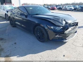  Salvage Ford Mustang