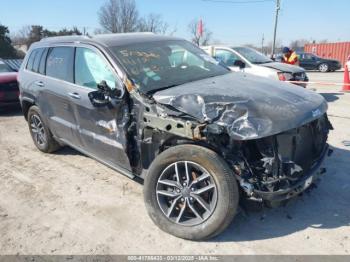  Salvage Jeep Grand Cherokee